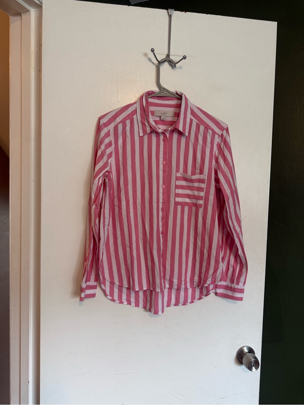 Loft pink and white button down blouse size small curved bottom